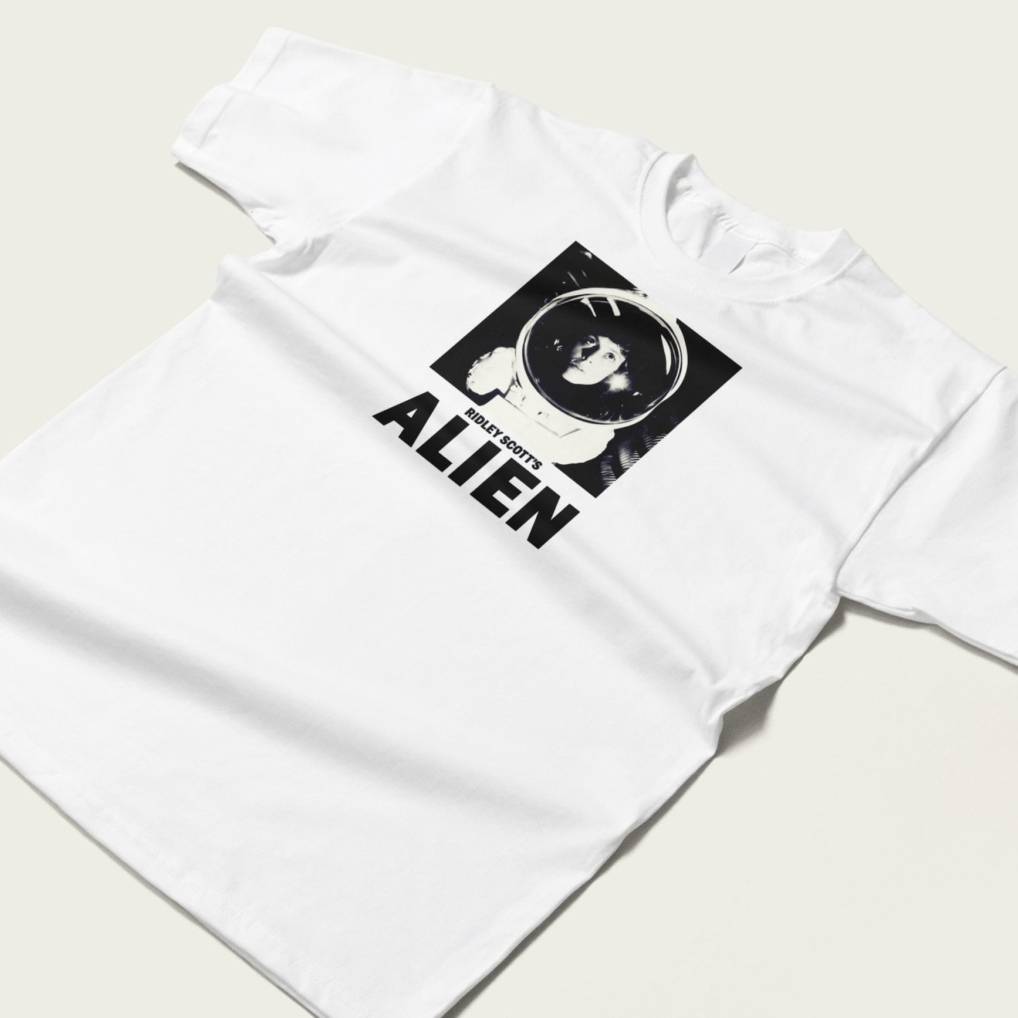 Retro Alien 1979 Movie T-Shirt UK